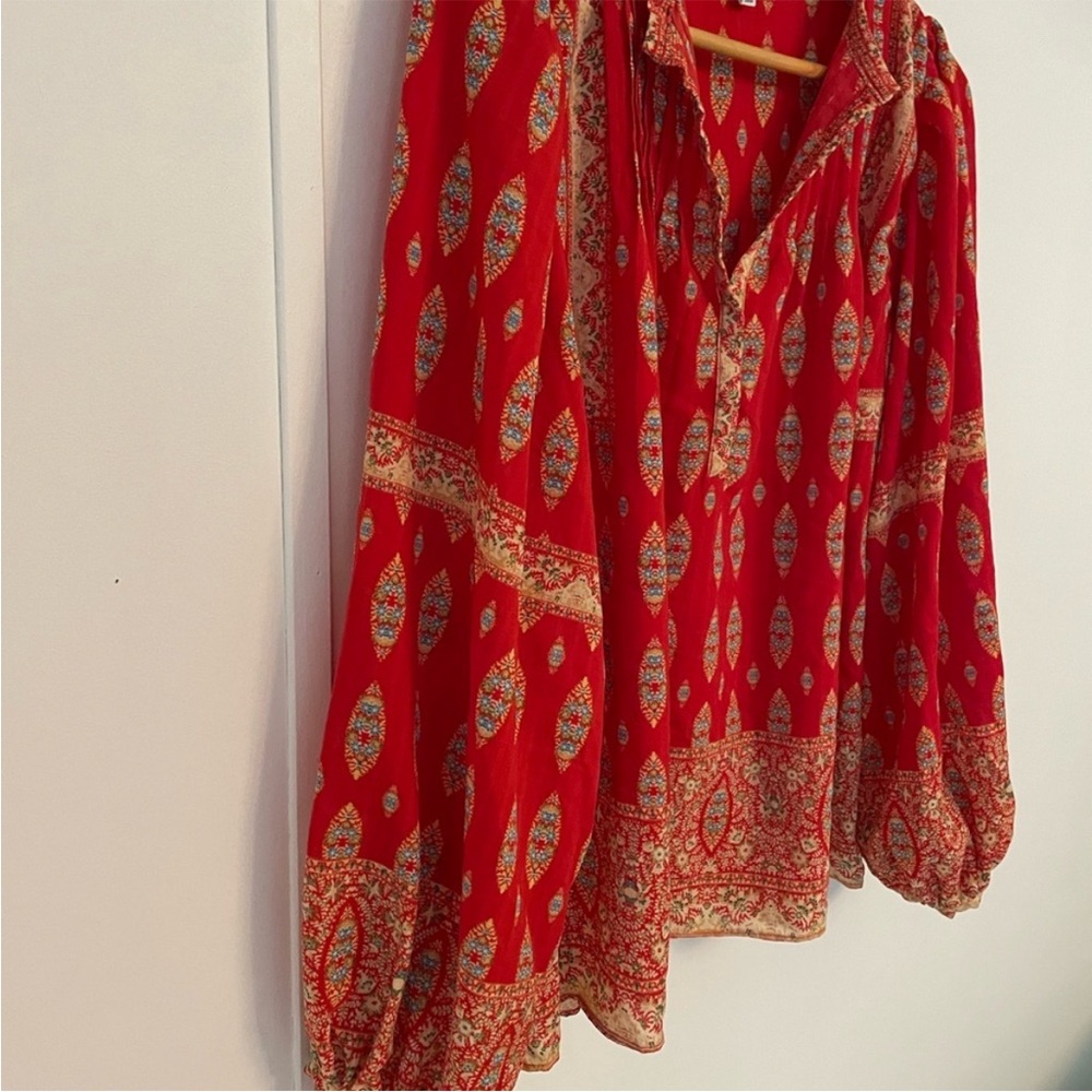 Rose + Olive Red and Gold Patterned Long Sleeve Blouse Size S Boho V Neck - Picture 4 of 8
